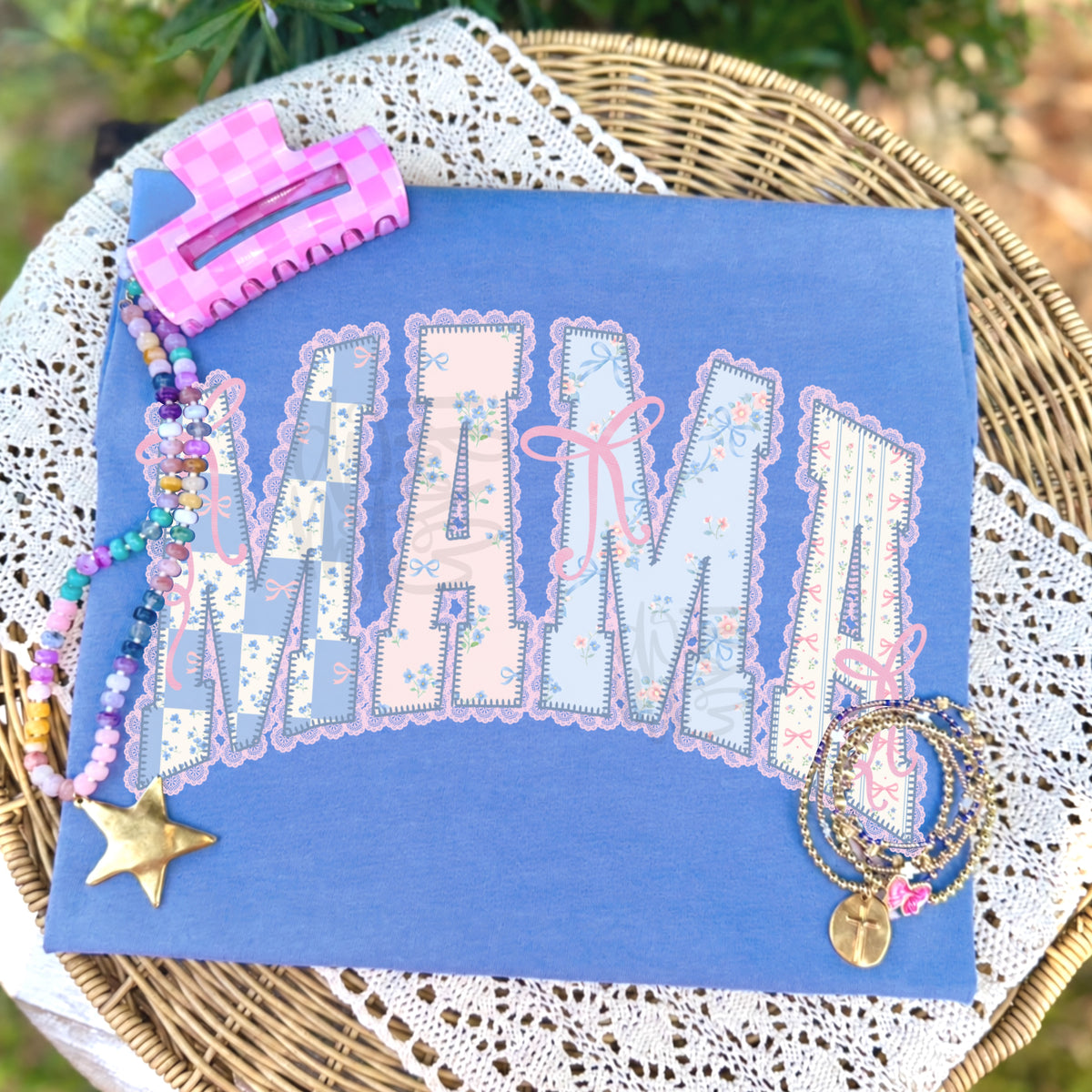 Dainty Mama