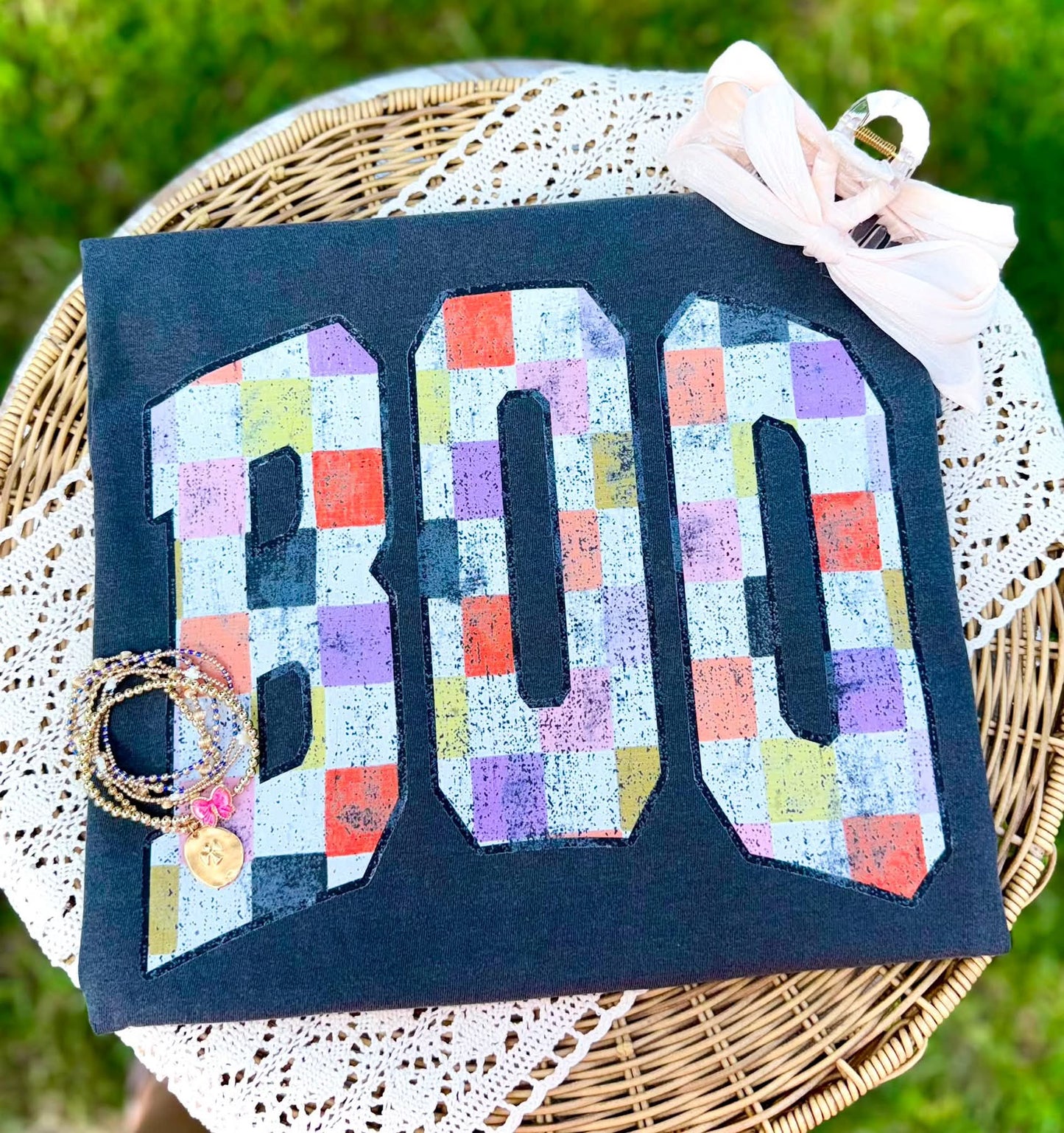 Boo Checker Distressed